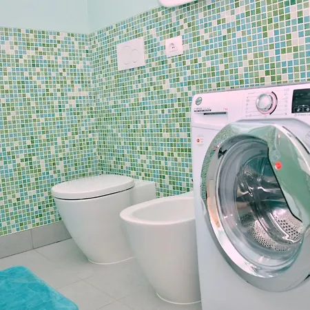 Charming With Garden View 비비오네