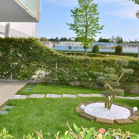 Charming With Garden View Bibione