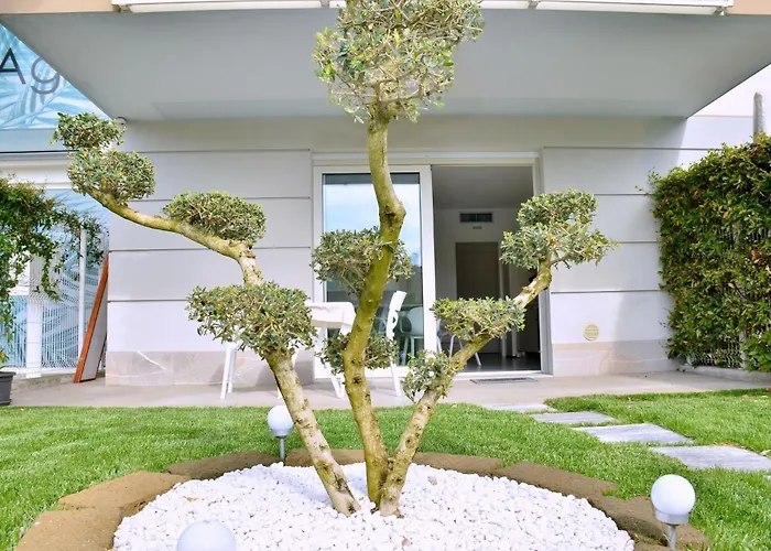 Apartman Charming With Garden View